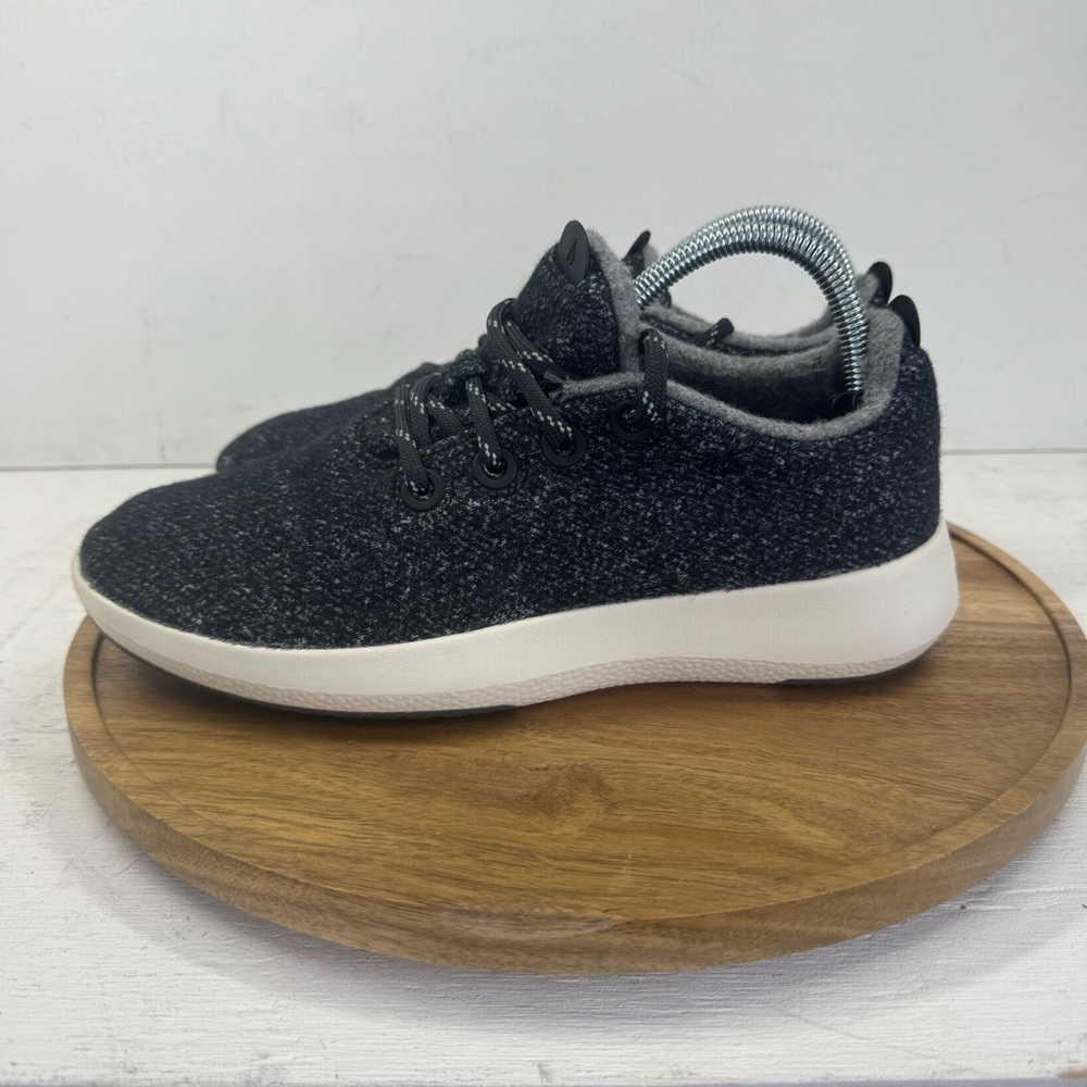 Allbirds Wool Runners Womens Size 9 Black White Athletic Walking Shoes Sneakers